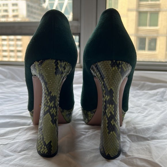 Stunning Prada Platform Heels Pumps 38 1/2 - Picture 9 of 10